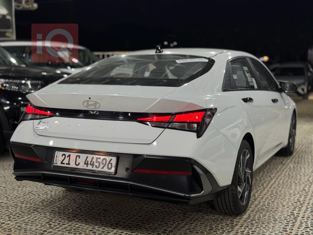 هیوندای ئەلەنترا